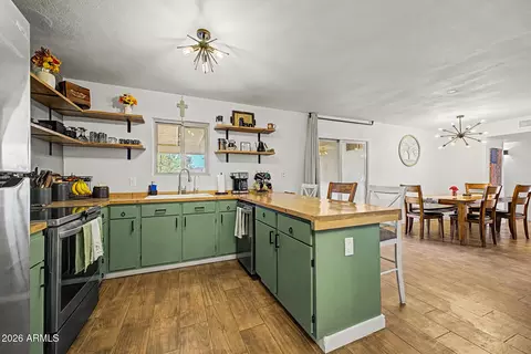 Kitchen - 2419 E Caldwell St, Phoenix, AZ 85042 photo 2 of 4