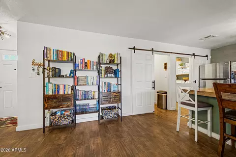 Entry Way - 2419 E Caldwell St, Phoenix, AZ 85042 photo 2 of 2