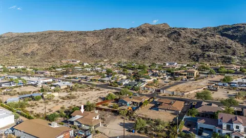 View/Area - 2419 E Caldwell St, Phoenix, AZ 85042 photo 5 of 10
