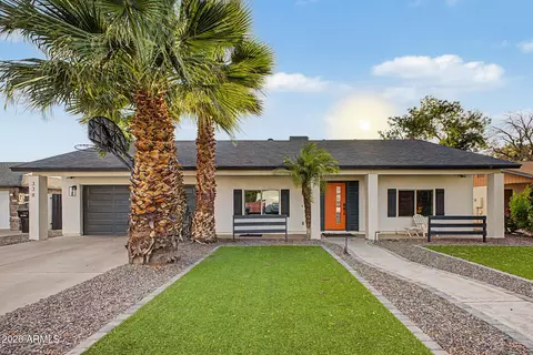 Exterior - 338 S Monterey St, Gilbert, AZ 85233 photo 6 of 22