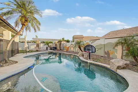 Exterior - 338 S Monterey St, Gilbert, AZ 85233 photo 21 of 22