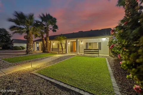 Exterior - 338 S Monterey St, Gilbert, AZ 85233 photo 4 of 22