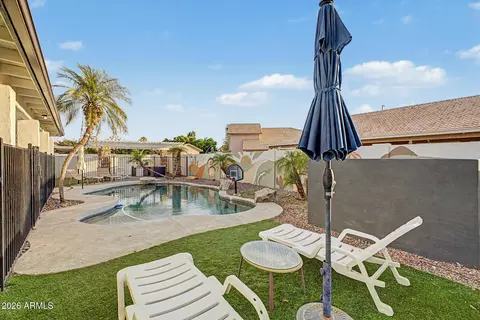 Exterior - 338 S Monterey St, Gilbert, AZ 85233 photo 20 of 22