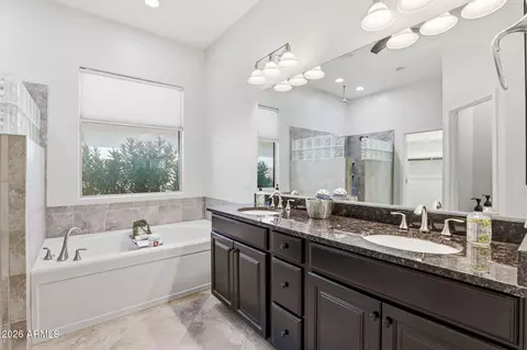 Bath - 1142 E Bajor St, Gilbert, AZ 85298 photo 5 of 9