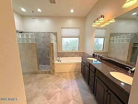 Bath - 1142 E Bajor St, Gilbert, AZ 85298 photo 1 of 5