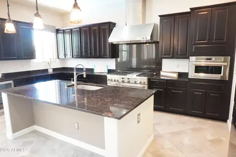 Kitchen - 1142 E Bajor St, Gilbert, AZ 85298 photo 1 of 2