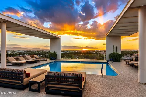 208 W Portland St #360, Phoenix, AZ 85003