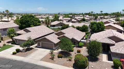 View/Area - 1751 S Oak St, Gilbert, AZ 85233 photo 2 of 9