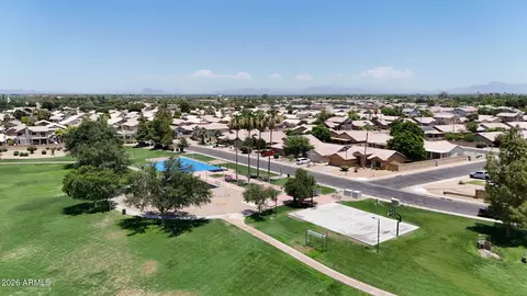 View/Area - 1751 S Oak St, Gilbert, AZ 85233 photo 8 of 9
