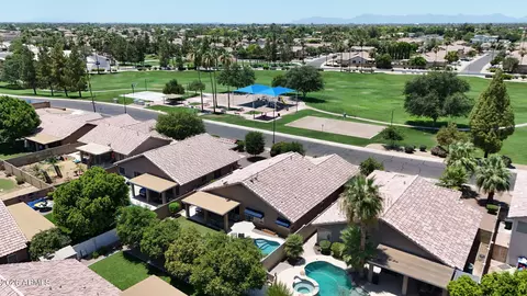 View/Area - 1751 S Oak St, Gilbert, AZ 85233 photo 1 of 9
