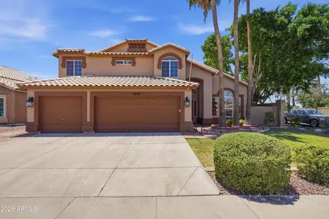 1231 W Islandia Dr, Gilbert, AZ 85233