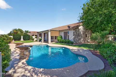 Exterior - 244 E Horseshoe Ave, Gilbert, AZ 85296 photo 2 of 5