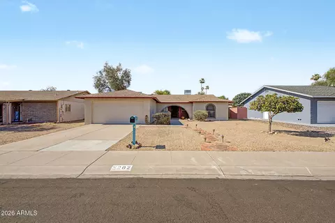5202 W Brown St, Glendale, AZ 85302
