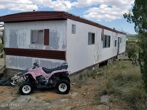 56766 N Bridge Canyon Pkwy #4367, Seligman, AZ 86337