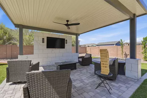 19119 E Apricot Ln, Queen Creek, AZ 85142