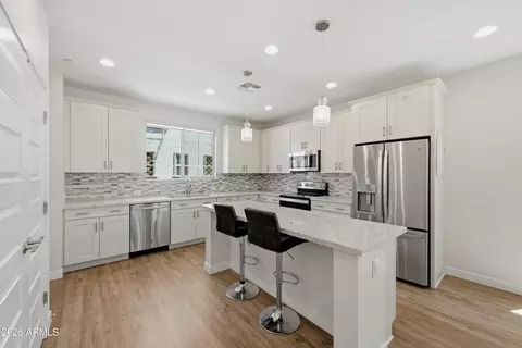 Kitchen - 1673 E Dogwood Ln, Gilbert, AZ 85295 photo 1 of 3