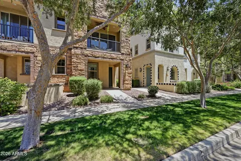 1673 E Dogwood Ln, Gilbert, AZ 85295