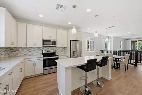 Kitchen - 1673 E Dogwood Ln, Gilbert, AZ 85295 photo 2 of 3