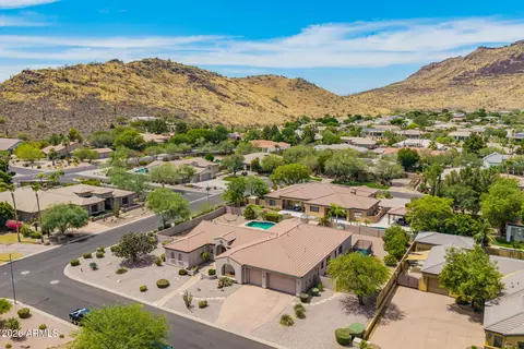View/Area - 4608 W Range Mule Dr, Phoenix, AZ 85083 photo 7 of 8