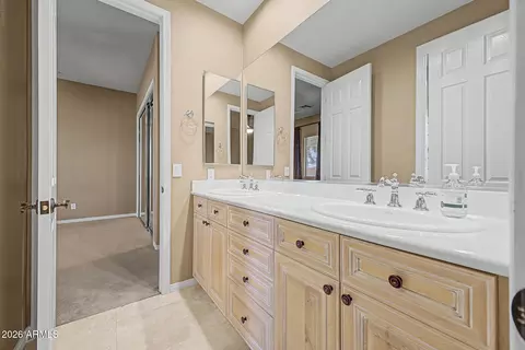 Bath - 4608 W Range Mule Dr, Phoenix, AZ 85083 photo 5 of 7