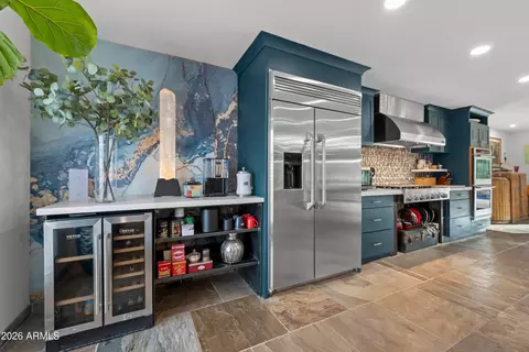 Kitchen - 3501 E Cannon Dr, Phoenix, AZ 85028 photo 3 of 6