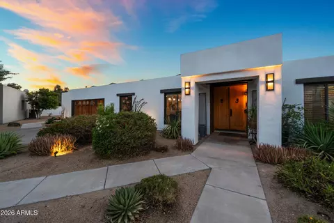 Exterior - 3501 E Cannon Dr, Phoenix, AZ 85028 photo 23 of 24