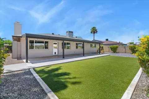 Exterior - 1152 E Watson Dr, Tempe, AZ 85283 photo 4 of 5