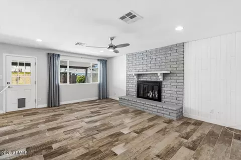 Living - 1152 E Watson Dr, Tempe, AZ 85283 photo 3 of 6