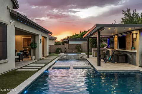Exterior - 1732 E Gillcrest Rd, Gilbert, AZ 85298 photo 2 of 14