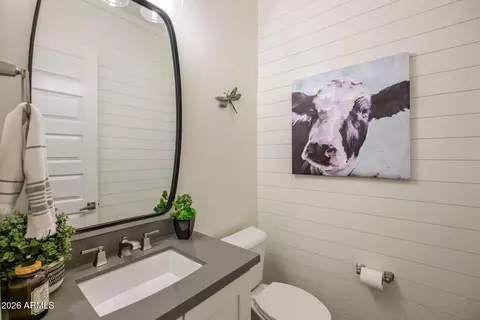 Bath - 1732 E Gillcrest Rd, Gilbert, AZ 85298 photo 5 of 6