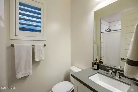 Bath - 1732 E Gillcrest Rd, Gilbert, AZ 85298 photo 4 of 6