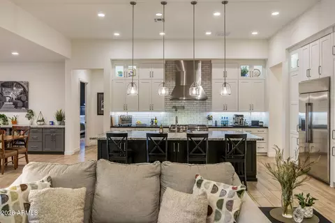 Kitchen - 1732 E Gillcrest Rd, Gilbert, AZ 85298 photo 4 of 5