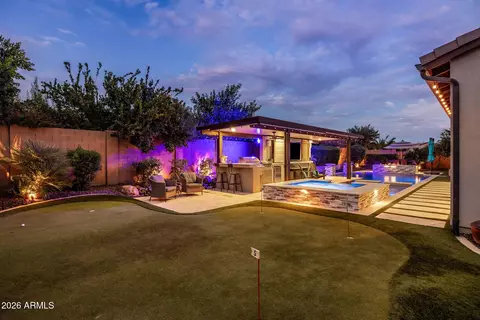 Exterior - 1732 E Gillcrest Rd, Gilbert, AZ 85298 photo 11 of 14