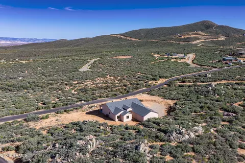 750 S Grant Woods Pkwy, Dewey, AZ 86327