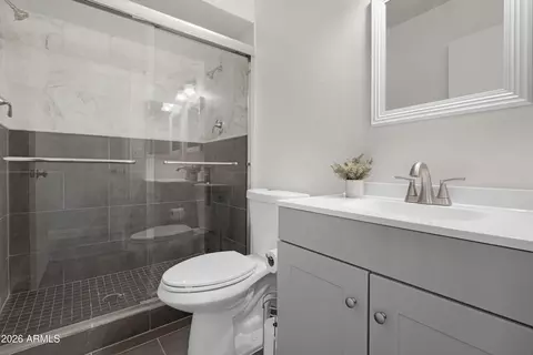 Bath - 4327 E La Puente Ave, Phoenix, AZ 85044 photo 2 of 3