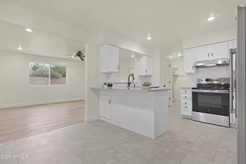 Kitchen - 4327 E La Puente Ave, Phoenix, AZ 85044 photo 1 of 5
