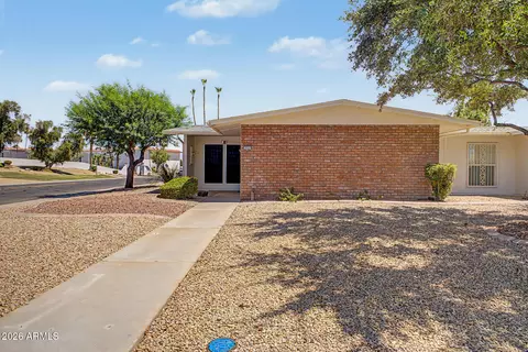 10501 W Palmeras Dr, Sun City, AZ 85373