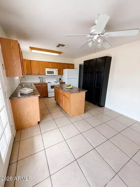 47 N Maple --, Mesa, AZ 85205 photo 2