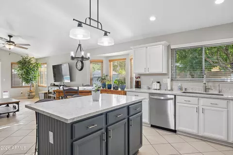 701 W Baylor Ln, Gilbert, AZ 85233 photo 9