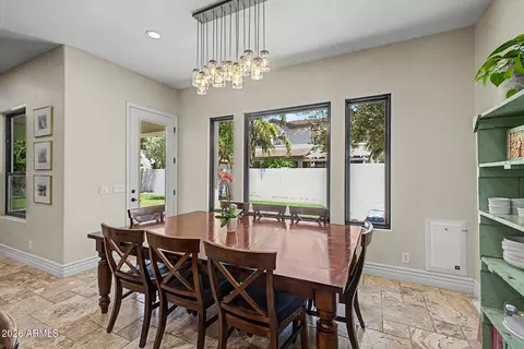 Dining - 2950 E Comstock Dr, Gilbert, AZ 85296 photo 2 of 2