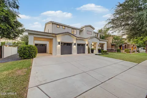 Exterior - 2950 E Comstock Dr, Gilbert, AZ 85296 photo 8 of 13