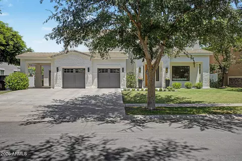 2950 E Comstock Dr, Gilbert, AZ 85296
