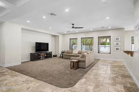 Living - 2950 E Comstock Dr, Gilbert, AZ 85296 photo 2 of 2