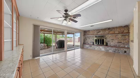 Living - 89 E Pima Dr, Bisbee, AZ 85603 photo 5 of 7