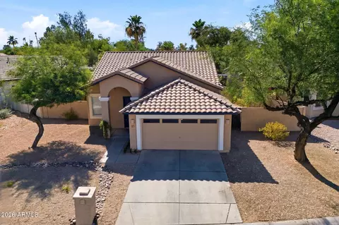 430 W Half Moon Way, Chandler, AZ 85225