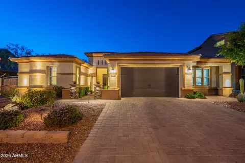 9934 W White Feather Ln, Peoria, AZ 85383