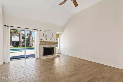 Living - 8515 S Maple Ave, Tempe, AZ 85284 photo 2 of 3
