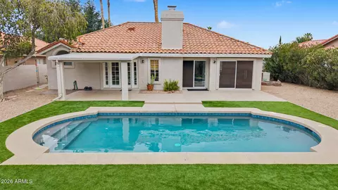 Exterior - 8515 S Maple Ave, Tempe, AZ 85284 photo 3 of 6
