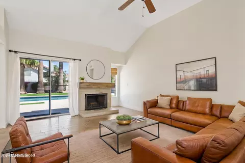 Living - 8515 S Maple Ave, Tempe, AZ 85284 photo 1 of 3
