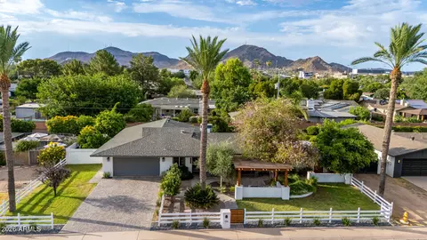 126 W Seldon Ln, Phoenix, AZ 85021